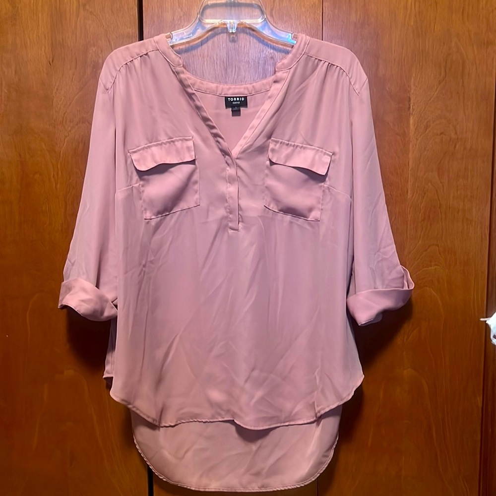 Torrid Harper, 1/2 sleeve pink blouse.